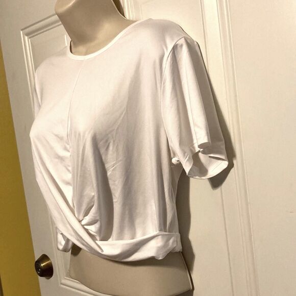 UNDER ARMOUR Motion Crossover Short Sleeve White Crop Top Womens Large - Picture 4 of 15
